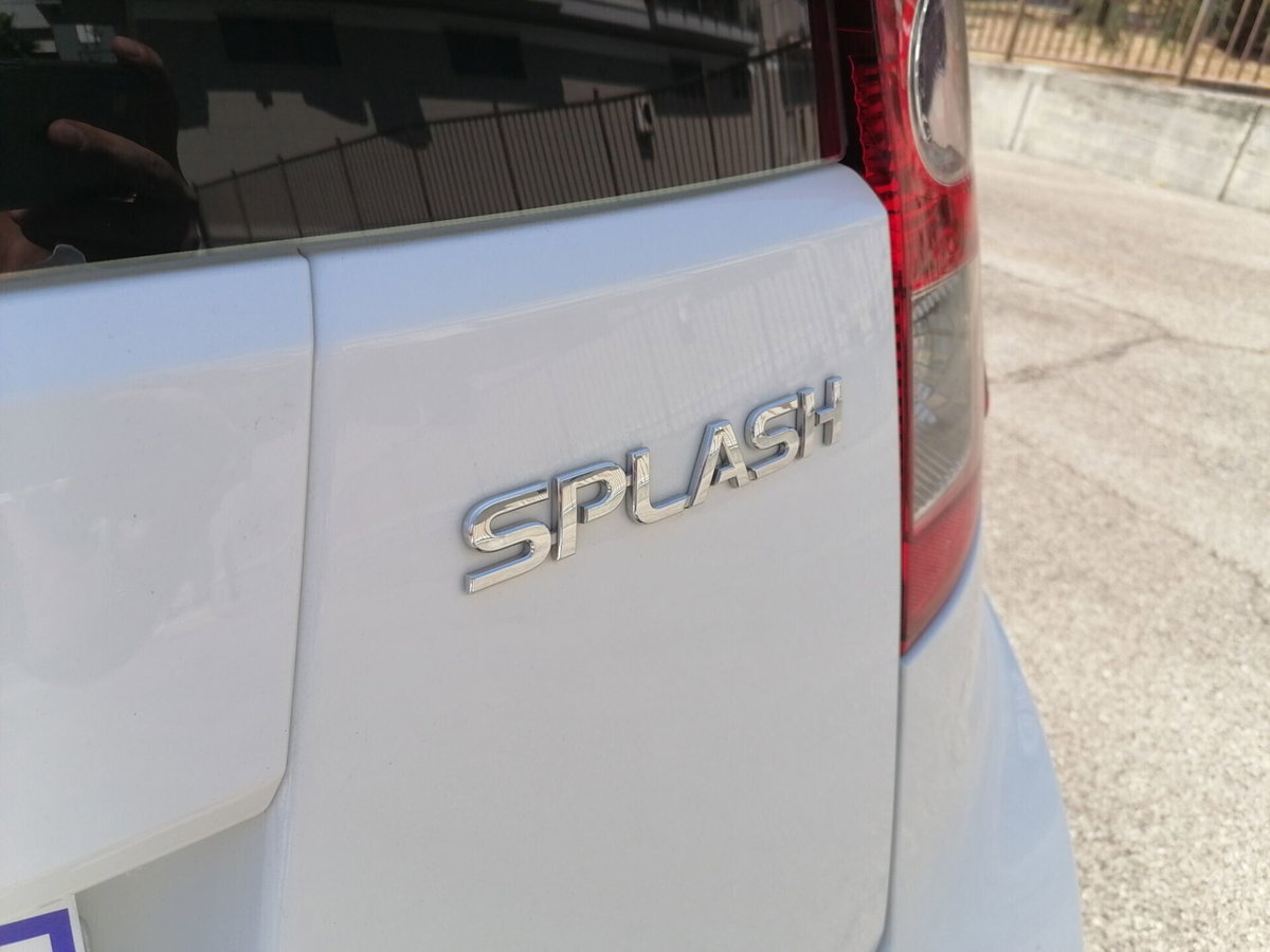 Suzuki Splash 1.0 VVT GL Style (9)