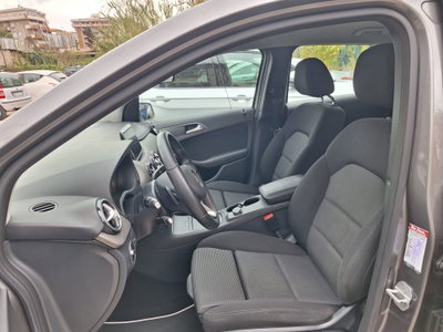 Mercedes-Benz Classe B 180 d Executive (10)