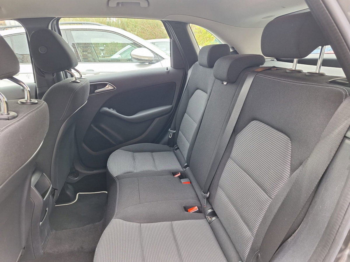 Mercedes-Benz Classe B 180 d Executive (13)