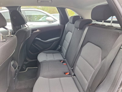 Mercedes-Benz Classe B 180 d Executive (13)