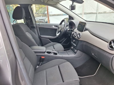 Mercedes-Benz Classe B 180 d Executive (16)