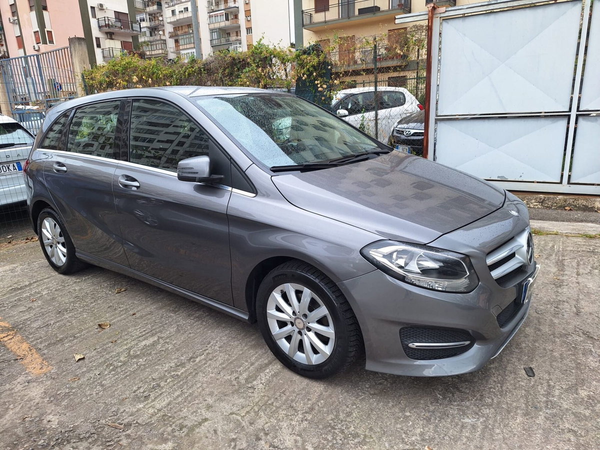 Mercedes-Benz Classe B 180 d Executive (5)