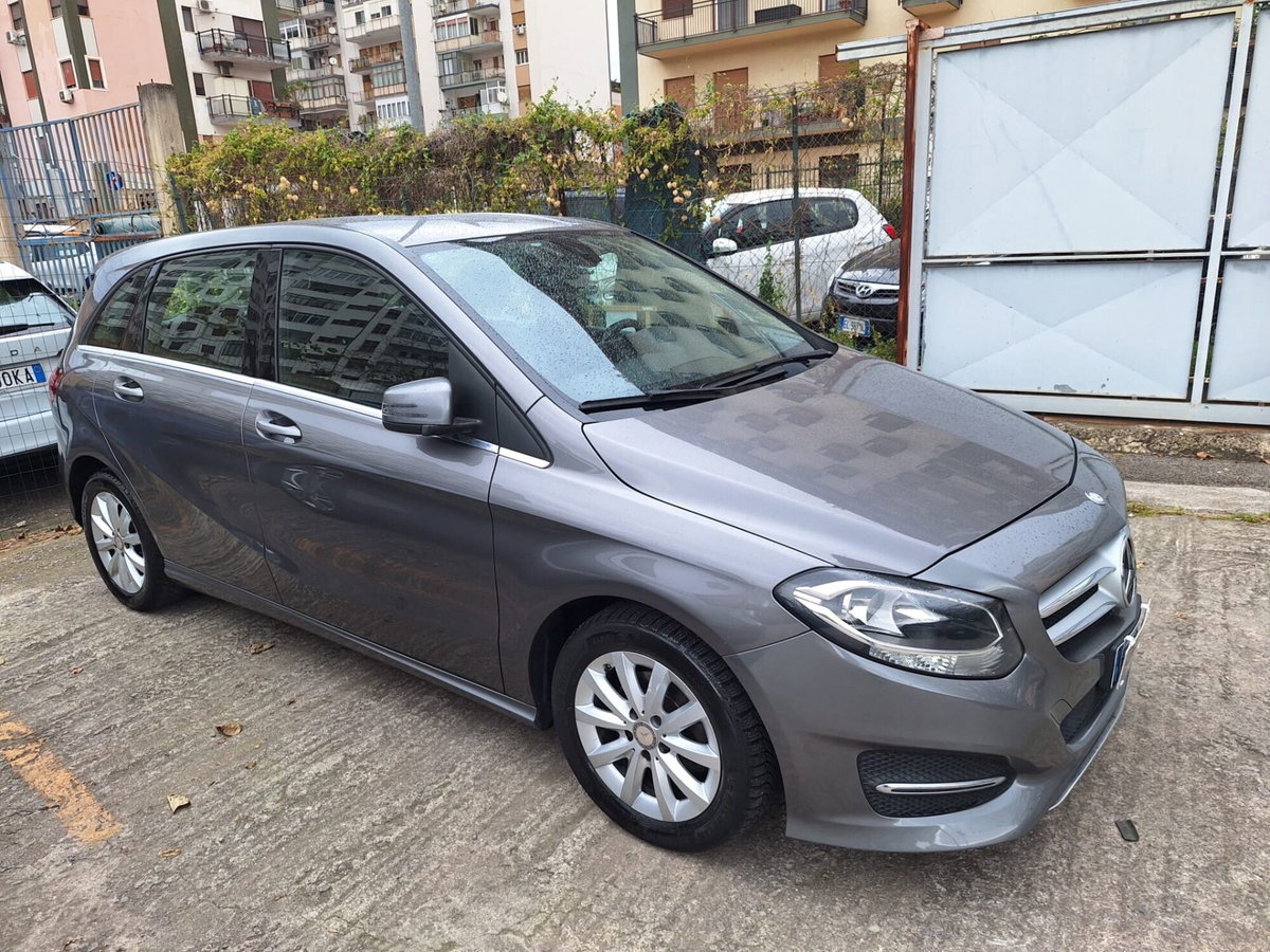 Mercedes-Benz Classe B 180 d Executive (8)