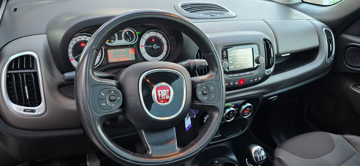 Fiat 500L Living 0.9 TwinAir Turbo Natural Power Lounge (11)