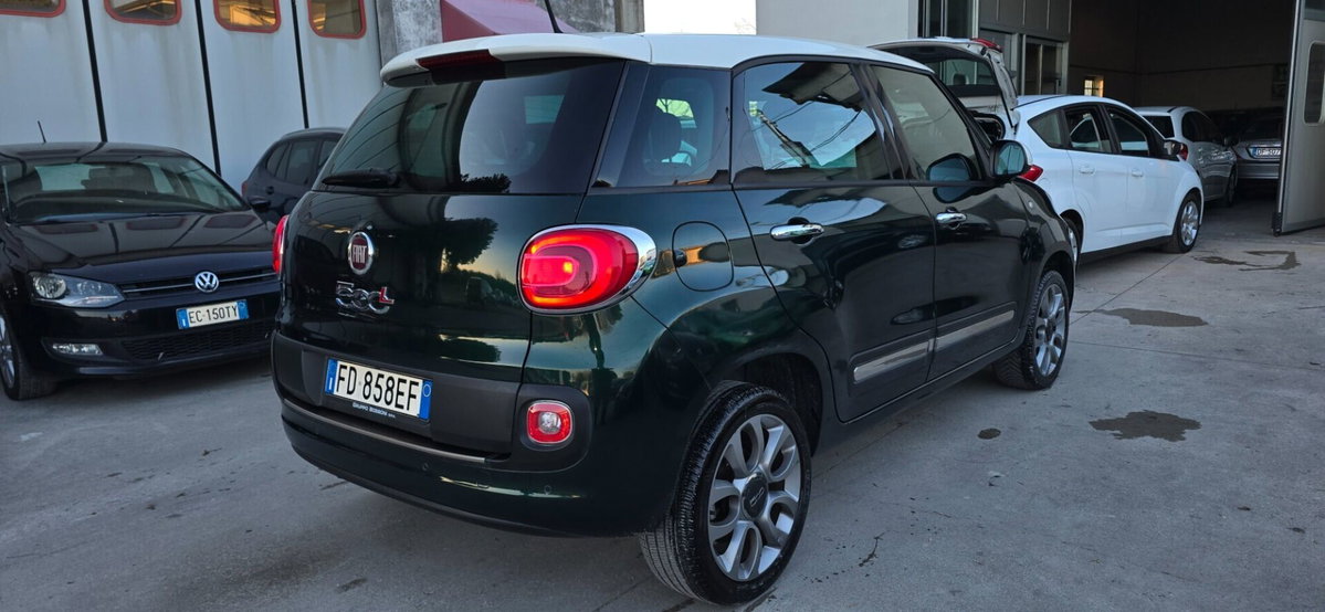 Fiat 500L Living 0.9 TwinAir Turbo Natural Power Lounge (2)