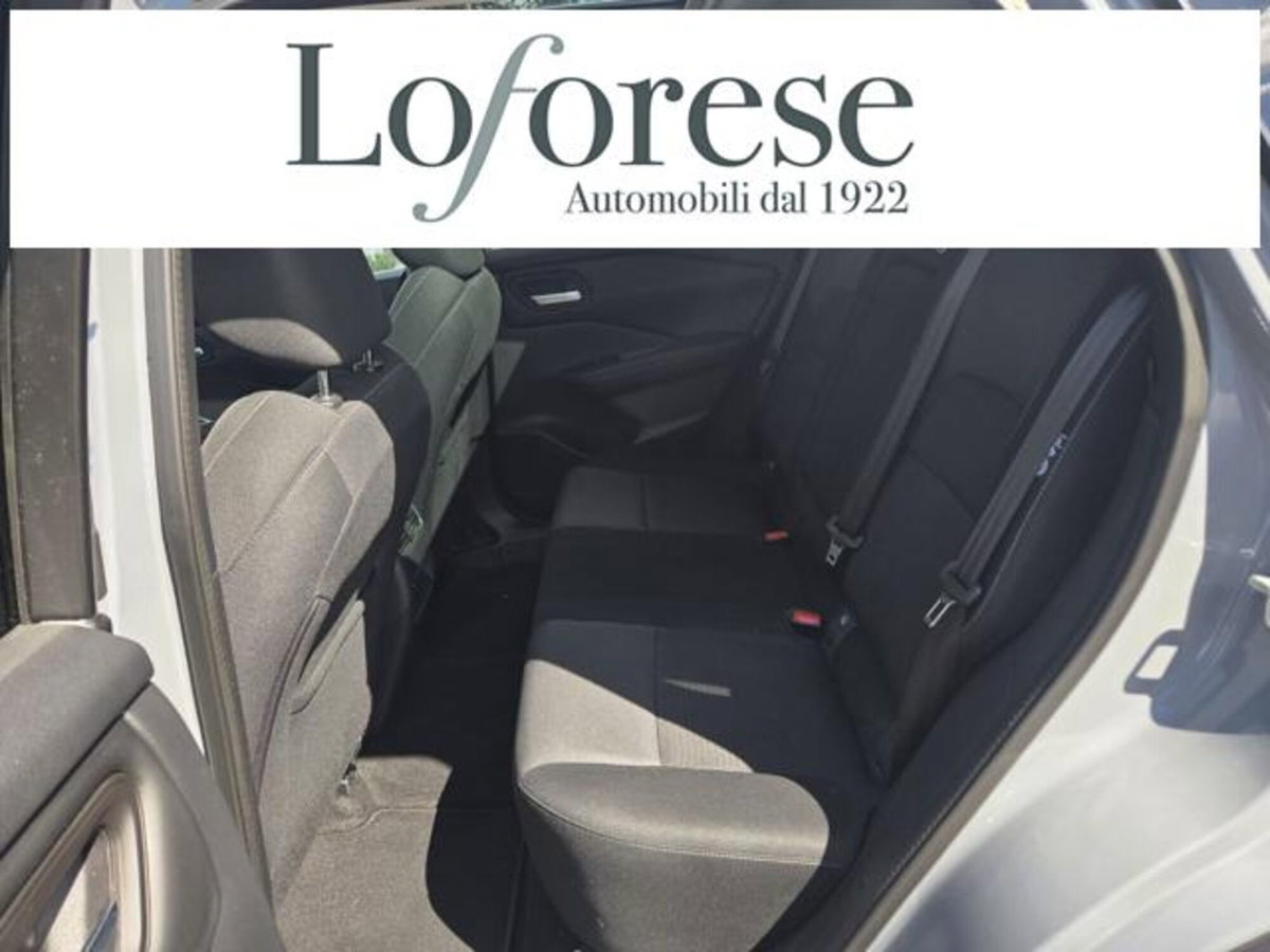 Nissan Qashqai 1.3 mhev N-Connecta 2wd 140cv (7)