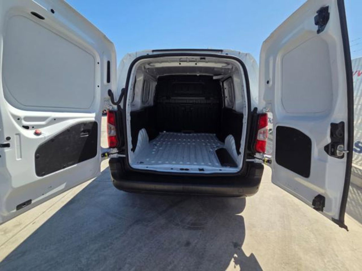 Opel Combo Furgone Cargo 1.5 Diesel 100CV PC 650kg Edition (14)