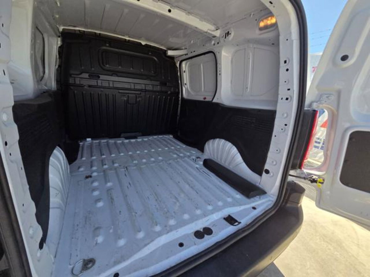 Opel Combo Furgone Cargo 1.5 Diesel 100CV PC 650kg Edition (16)