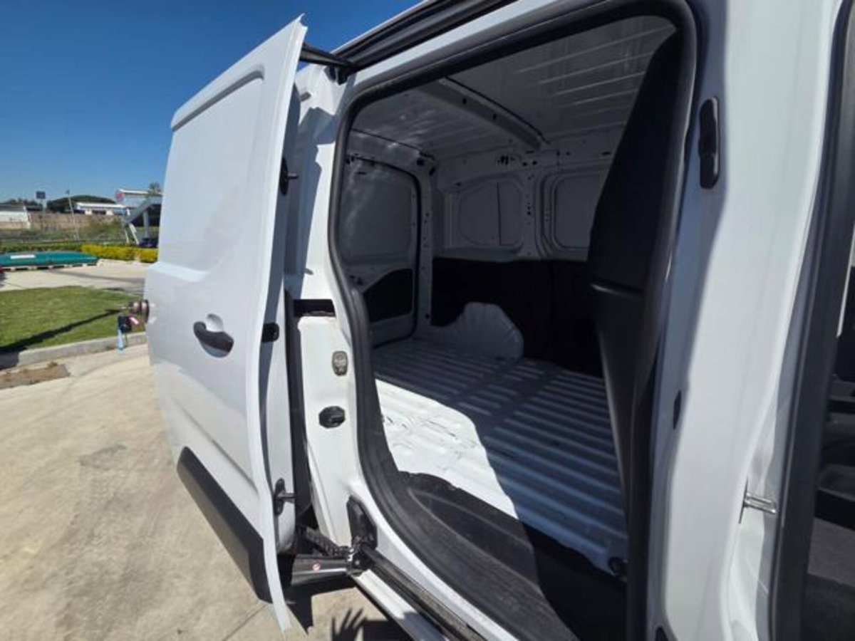 Opel Combo Furgone Cargo 1.5 Diesel 100CV PC 650kg Edition (17)
