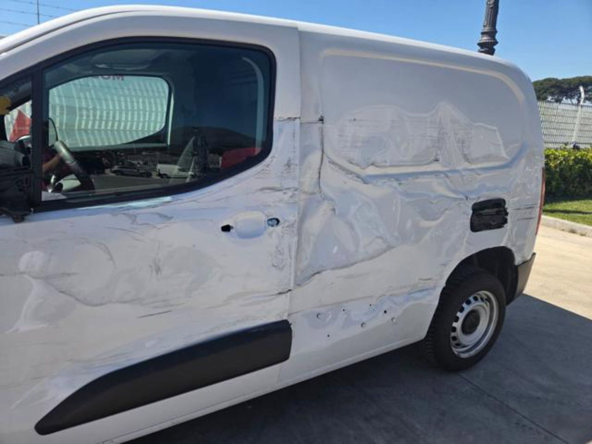 Opel Combo Furgone Cargo 1.5 Diesel 100CV PC 650kg Edition (19)