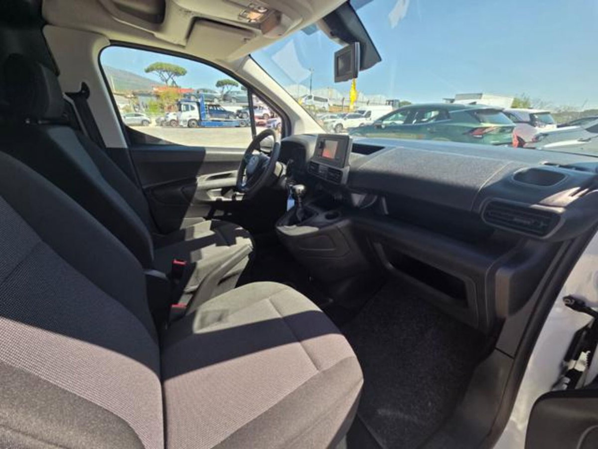 Opel Combo Furgone Cargo 1.5 Diesel 100CV PC 650kg Edition (8)