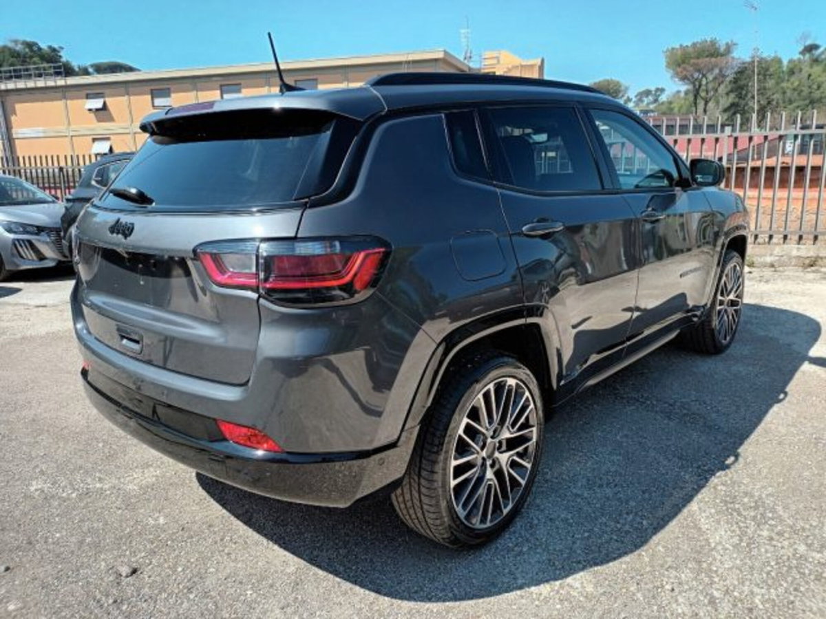 Jeep Compass 1.5 turbo t4 mhev Summit 2wd 130cv dct (4)