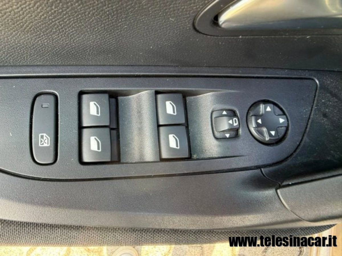 Peugeot 2008 PureTech 100 S&S Active Pack (19)