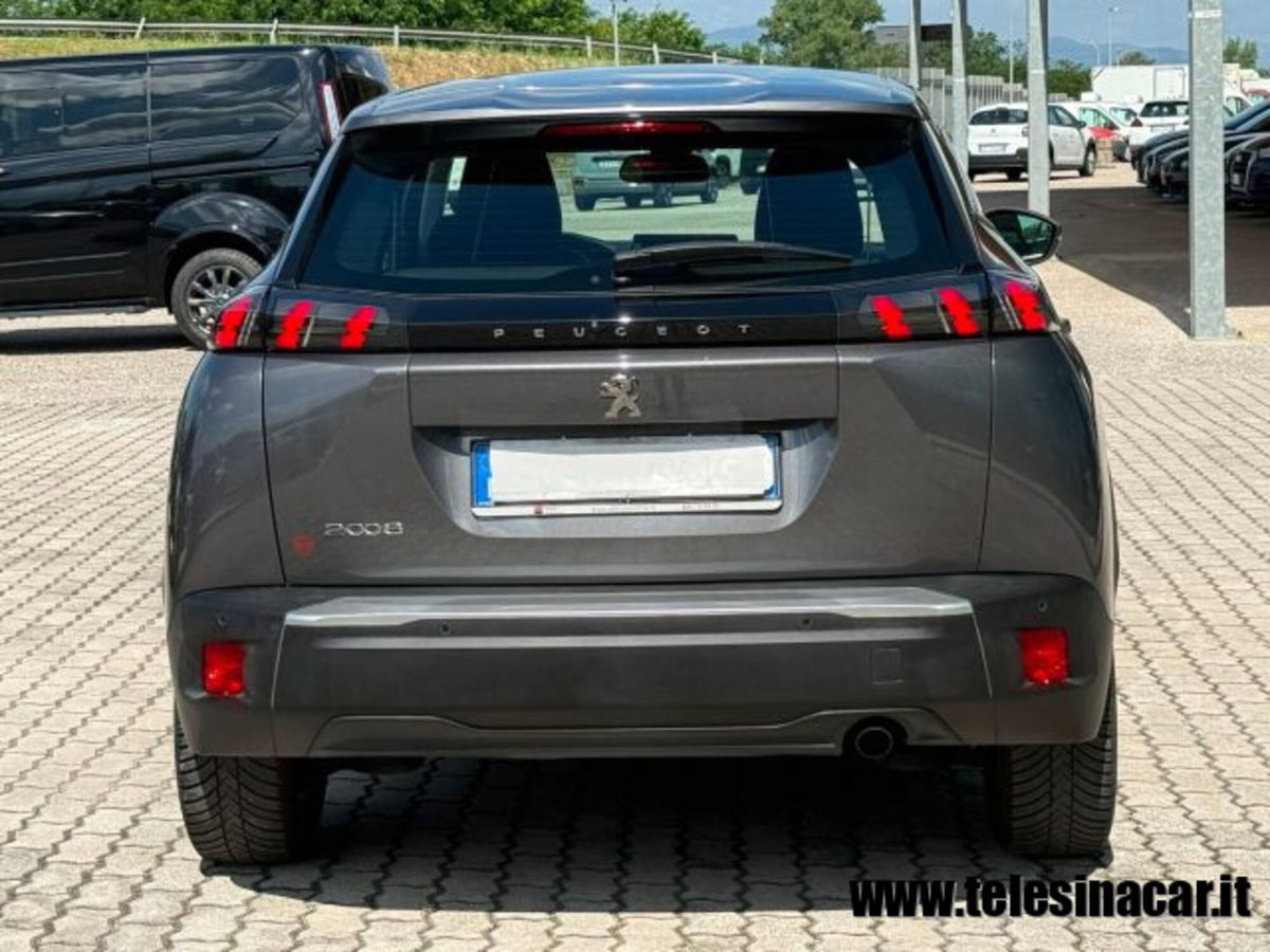 Peugeot 2008 PureTech 100 S&S Active Pack (7)