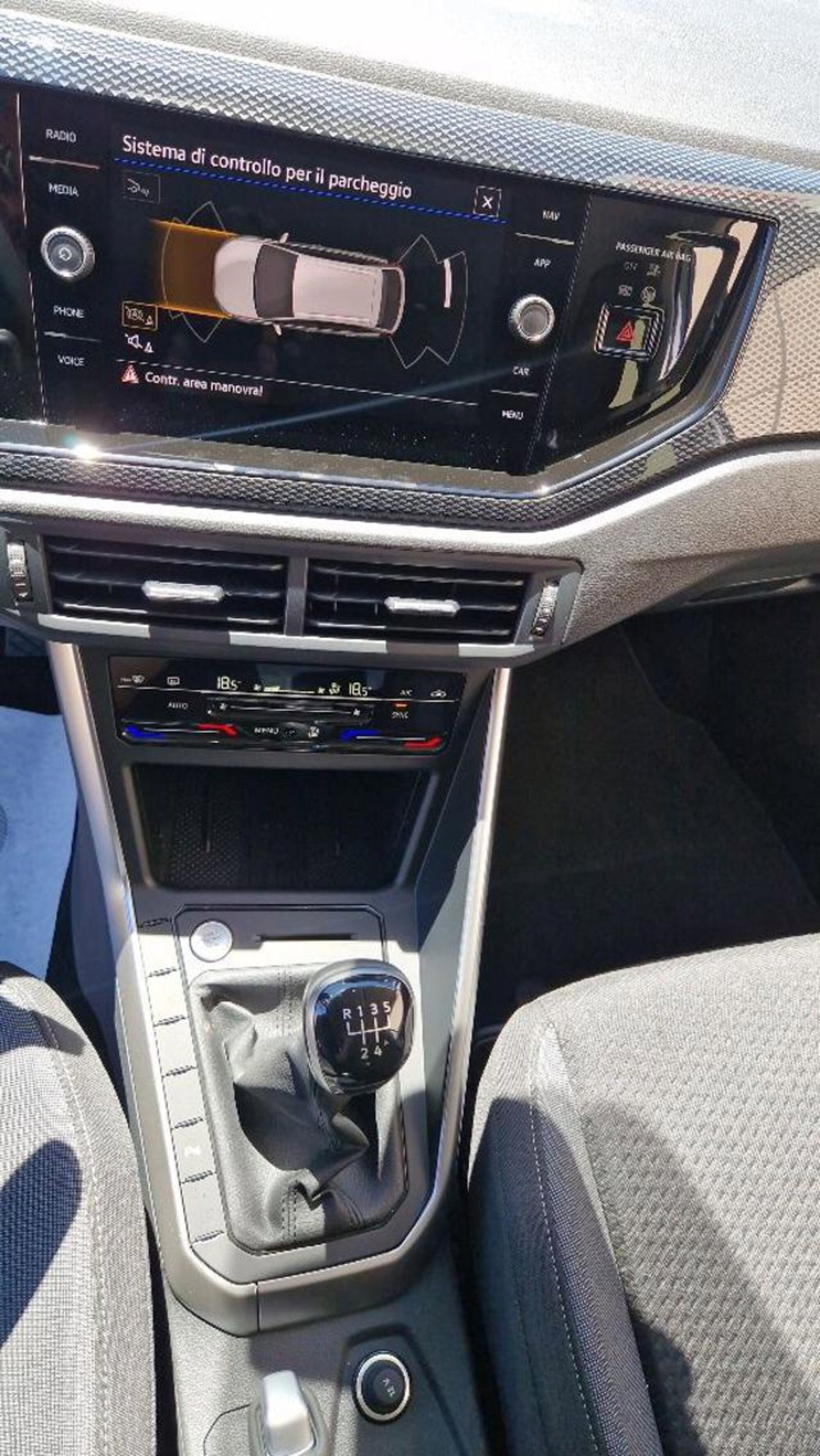 Volkswagen Taigo 1.0 tsi Edition 95cv (10)