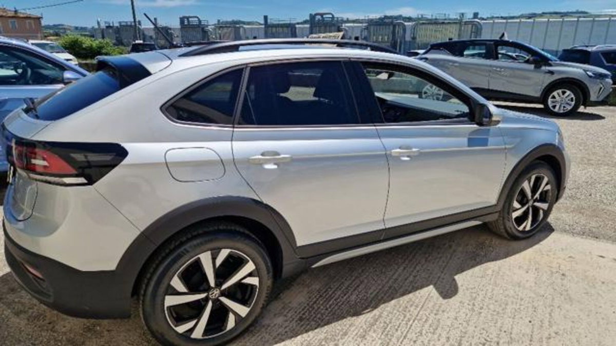 Volkswagen Taigo 1.0 tsi Edition 95cv (4)