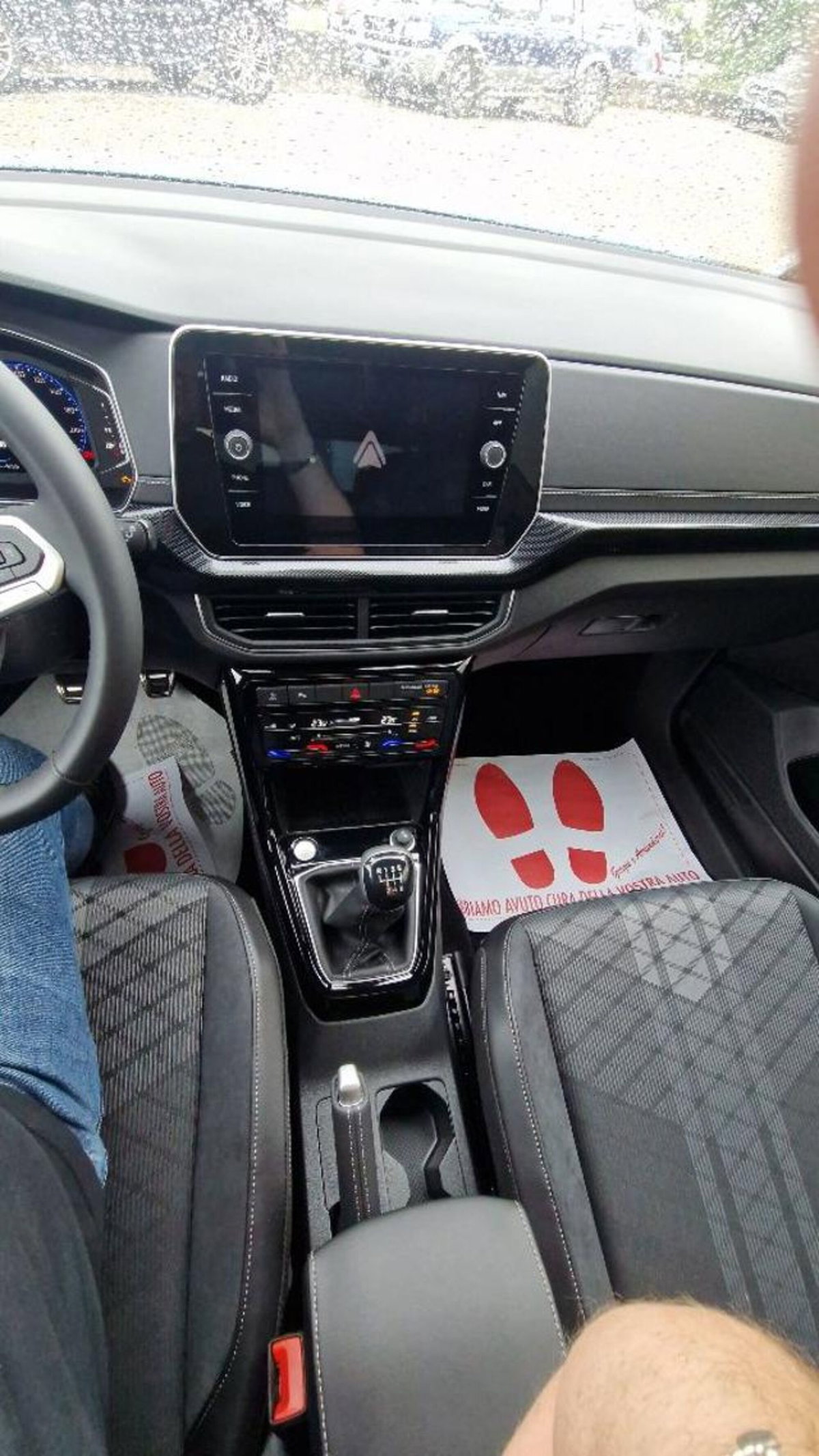 Volkswagen T-Cross 1.0 tsi R-Line 115cv (7)