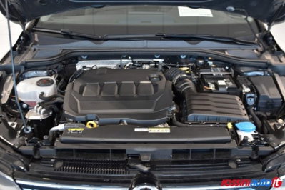 Volkswagen Golf Variant 2.0 TDI SCR DSG Life (17)