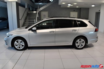 Volkswagen Golf Variant 2.0 TDI SCR DSG Life (2)