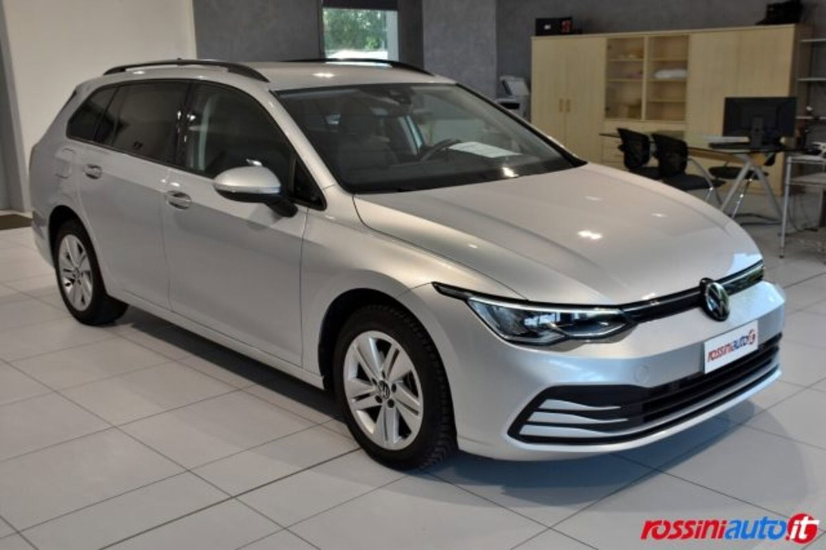 Volkswagen Golf Variant 2.0 TDI SCR DSG Life (7)