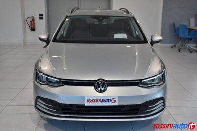 Volkswagen Golf Variant 2.0 TDI SCR DSG Life (8)