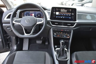 Volkswagen T-Roc 1.5 tsi Style dsg (9)