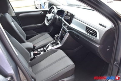 Volkswagen T-Roc 1.5 tsi Edition dsg (14)