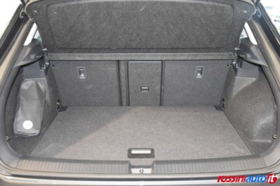 Volkswagen T-Roc 1.5 tsi Edition dsg (16)