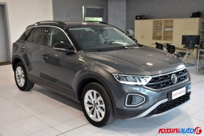 Volkswagen T-Roc 1.5 tsi Edition dsg (7)