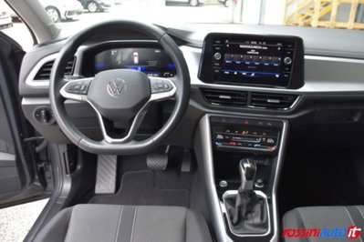 Volkswagen T-Roc 1.5 tsi Edition dsg (9)