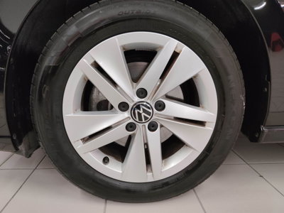 Volkswagen Golf 2.0 TDI SCR Life (7)