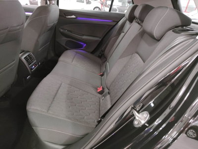 Volkswagen Golf 2.0 TDI SCR Life (14)