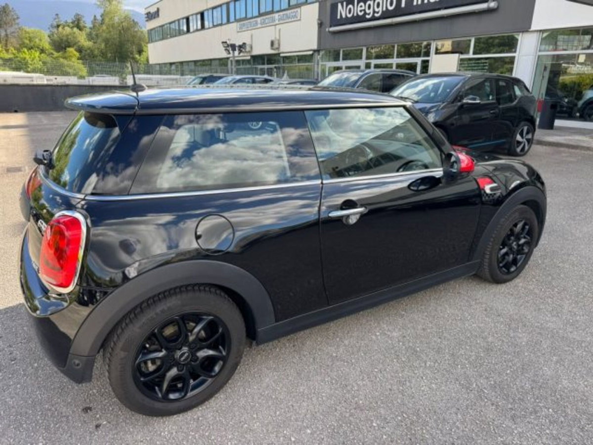 MINI Mini 1.2 One 75 CV (4)