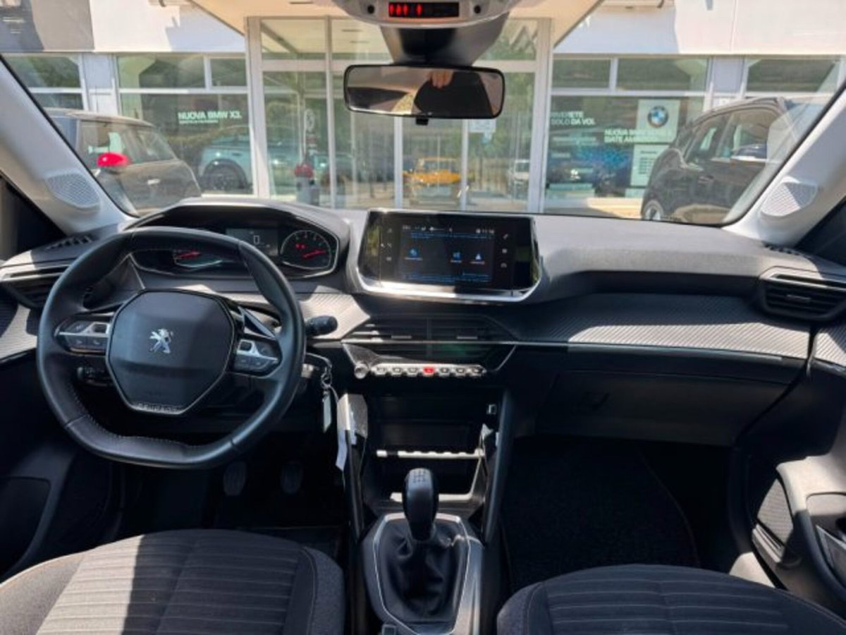 Peugeot 208 1.2 puretech Active s&s 75cv (11)