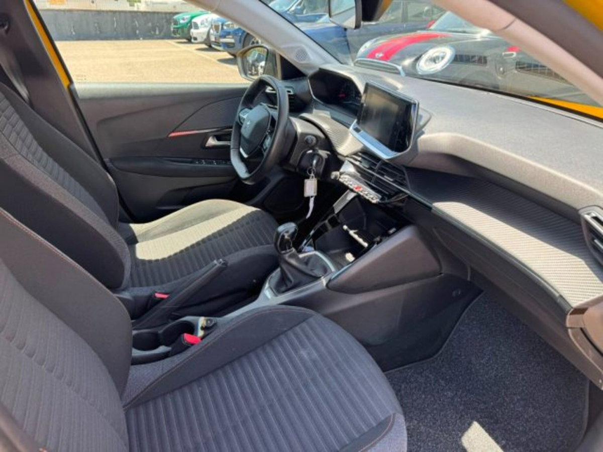 Peugeot 208 1.2 puretech Active s&s 75cv (12)