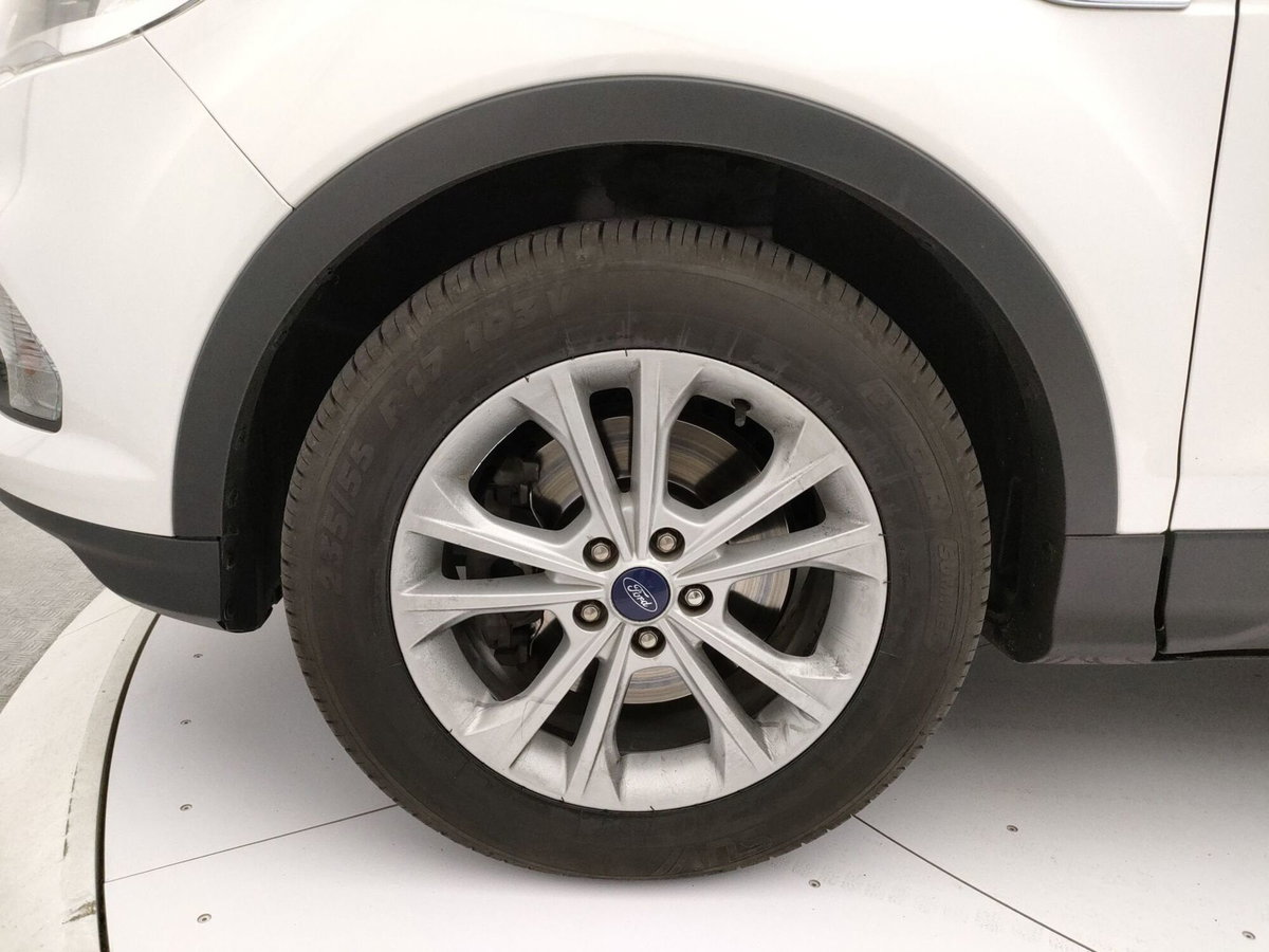 Ford Kuga 1.5 TDCI 120 CV S&S 2WD Powershift Titanium Business (10)