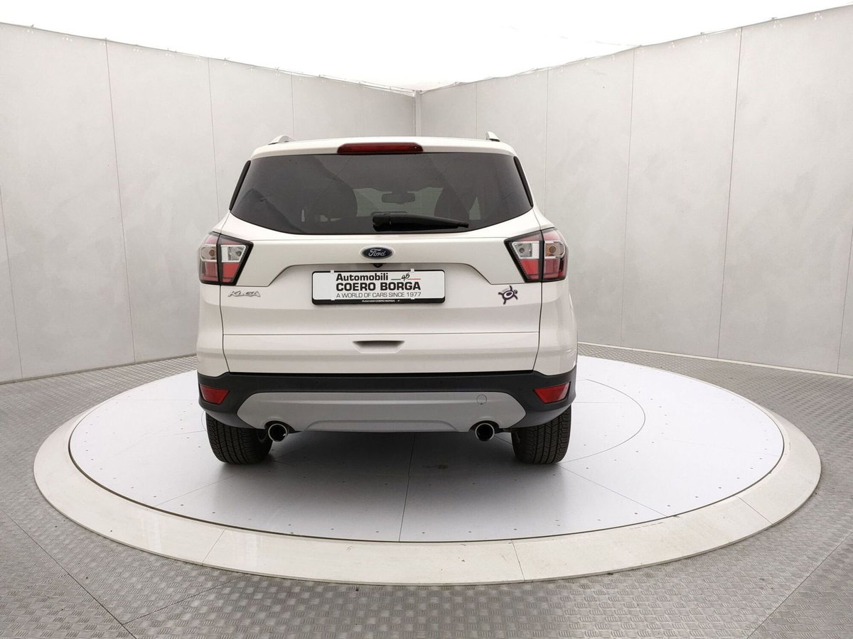 Ford Kuga 1.5 TDCI 120 CV S&S 2WD Powershift Titanium Business (5)