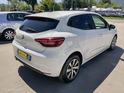 Renault Clio Blue dCi 100 CV 5 porte Evolution (3)