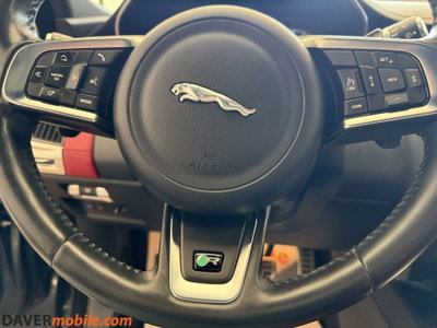 Jaguar E-Pace 2.0D 240 CV AWD aut. HSE (19)