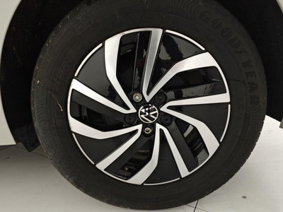 Volkswagen Polo 1.0 tsi Life 95cv (7)