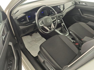 Volkswagen Polo 1.0 tsi Life 95cv (8)
