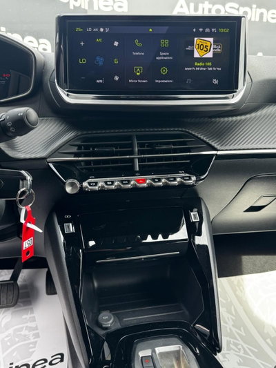Peugeot 2008 1.2 hybrid Allure 145cv e-dcs6 (11)