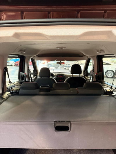 Fiat Doblò 1.4 T-Jet 16V Natural Power Easy (14)