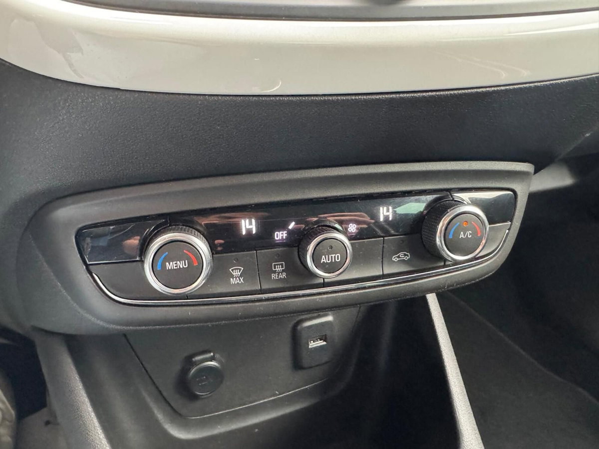 Opel Crossland 1.2 Turbo 12V 110 CV Start&Stop Design & Tech (14)
