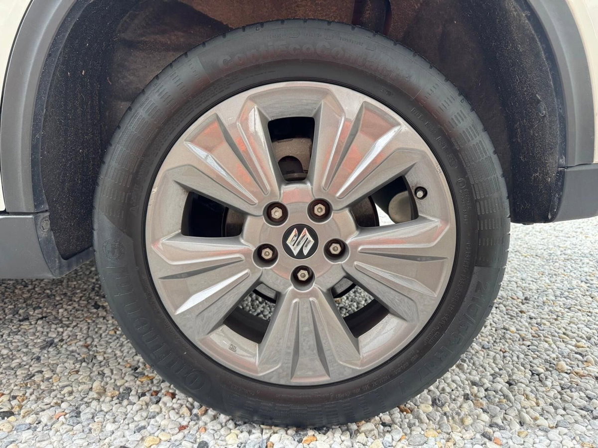 Suzuki Vitara 1.4h Cool 2wd (15)