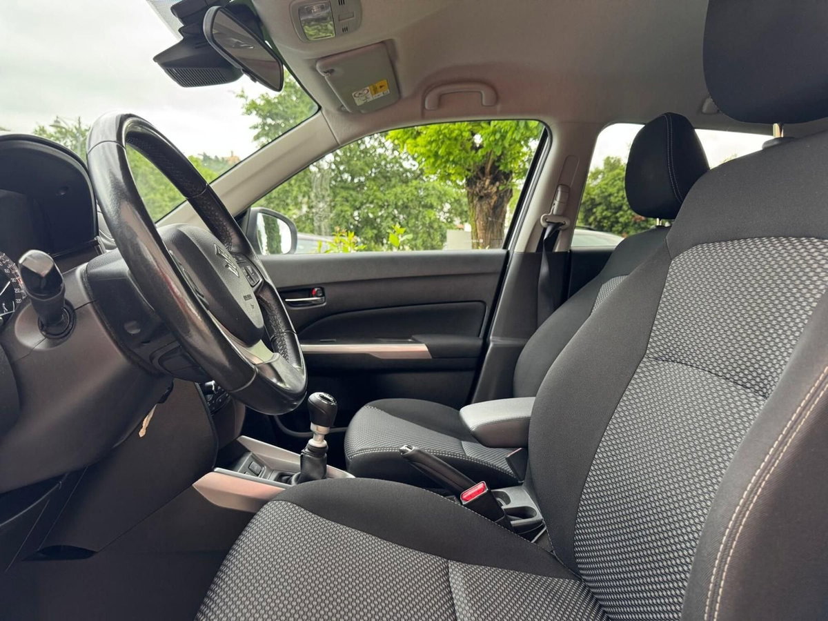 Suzuki Vitara 1.4h Cool 2wd (8)