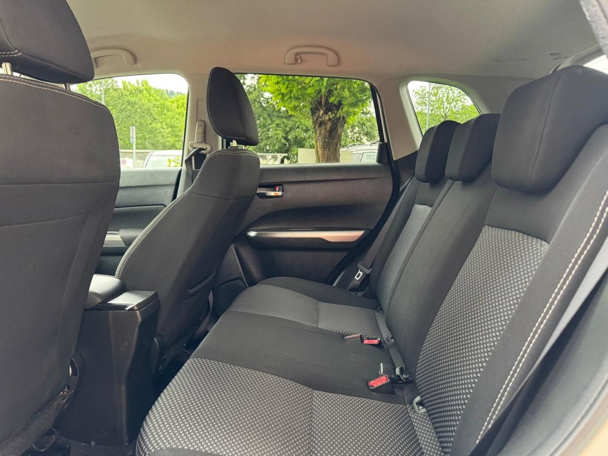 Suzuki Vitara 1.4h Cool 2wd (9)