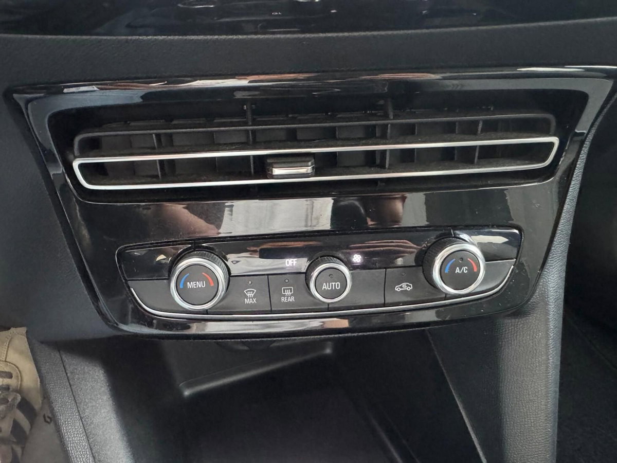 Opel Mokka 1.2 Turbo Elegance (19)