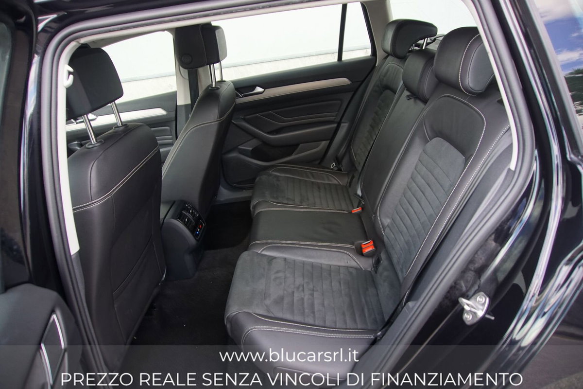 Volkswagen Passat Variant 1.5 TSI ACT DSG Business (12)