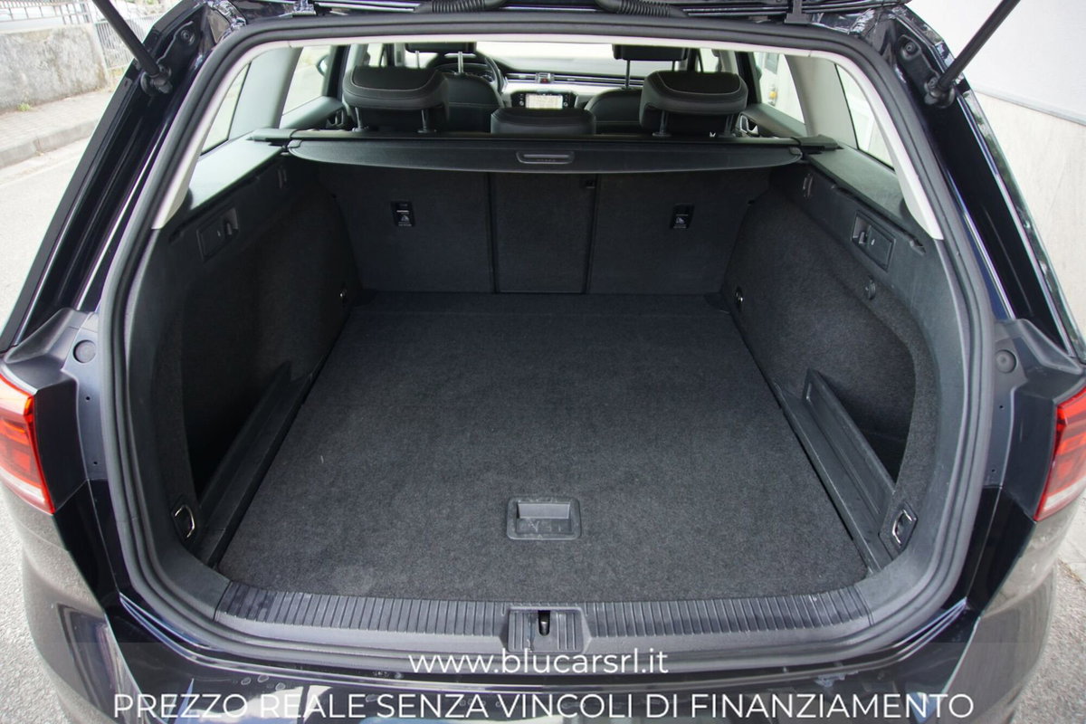 Volkswagen Passat Variant 1.5 TSI ACT DSG Business (13)